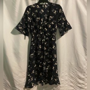 Bobeau Faux Wrap Midi Dress W/ Flare Sleeves And Cutaway Skirt Black Size Small